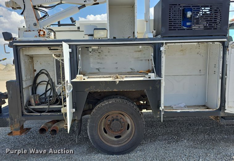 image for item DT6776 2009 Ford F550 Super Duty XL utility / service truck