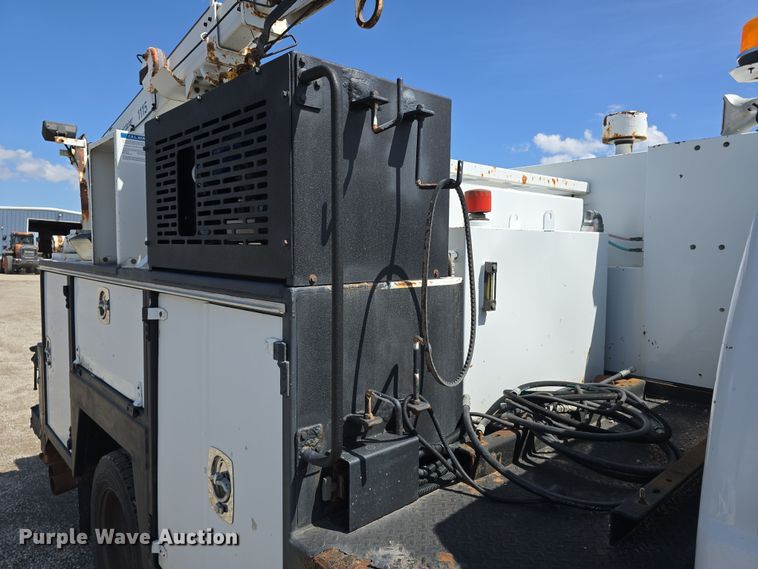 image for item DT6776 2009 Ford F550 Super Duty XL utility / service truck