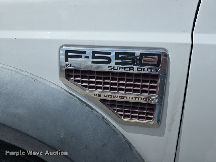 image for item DT6776 2009 Ford F550 Super Duty XL utility / service truck