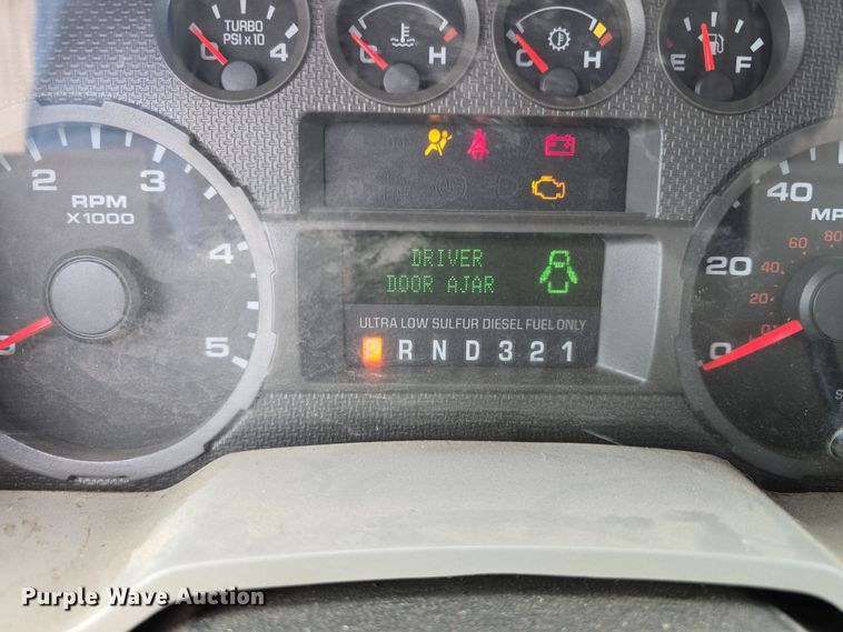 image for item DT6776 2009 Ford F550 Super Duty XL utility / service truck