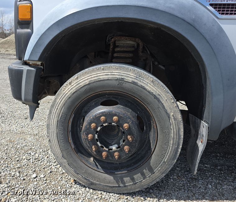 image for item DT6776 2009 Ford F550 Super Duty XL utility / service truck