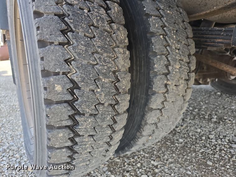 image for item DT6776 2009 Ford F550 Super Duty XL utility / service truck