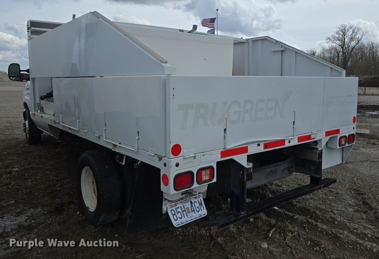 image for item DT6777 2010 Ford E450 Super Duty utility/ service van