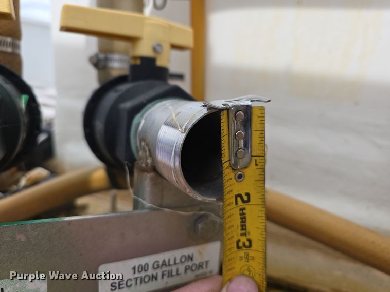 image for item DT6777 2010 Ford E450 Super Duty utility/ service van