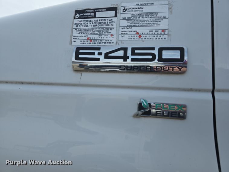 image for item DT6778 2010 Ford E450 Super Duty utility/ service van