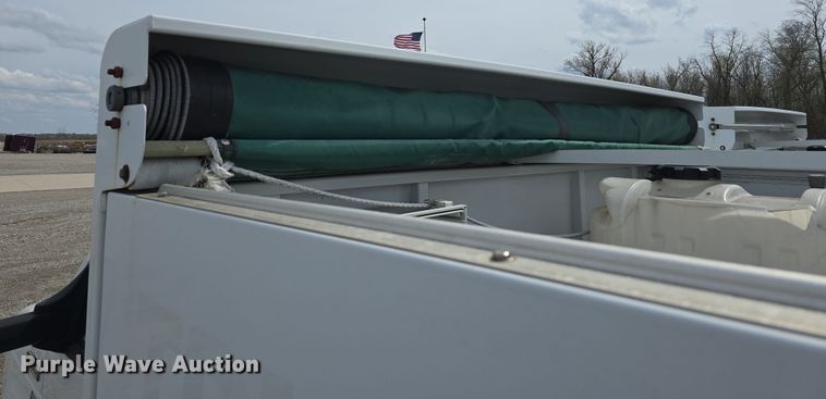 image for item DT6778 2010 Ford E450 Super Duty utility/ service van