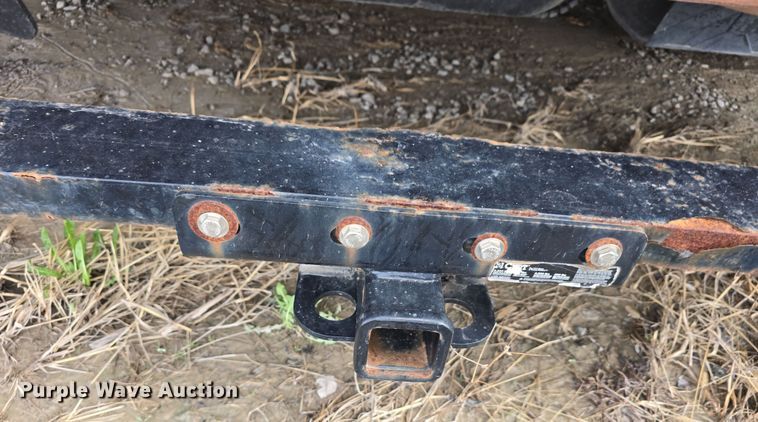 image for item DT6778 2010 Ford E450 Super Duty utility/ service van