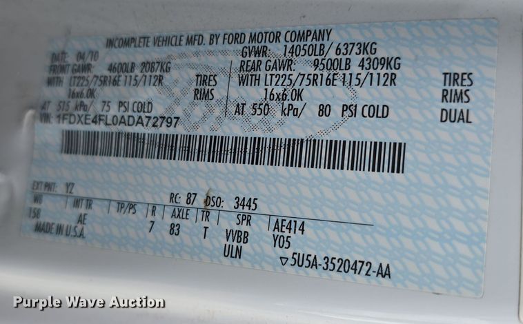 image for item DT6778 2010 Ford E450 Super Duty utility/ service van