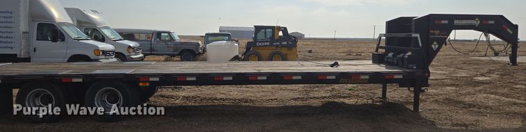 image for item DT7096 2018 Diamond T 10232DTF equipment trailer
