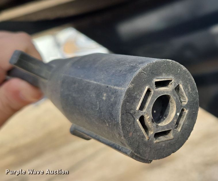 image for item DT7096 2018 Diamond T 10232DTF equipment trailer