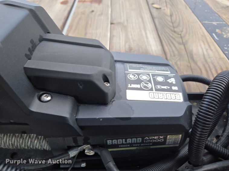 image for item DT7096 2018 Diamond T 10232DTF equipment trailer