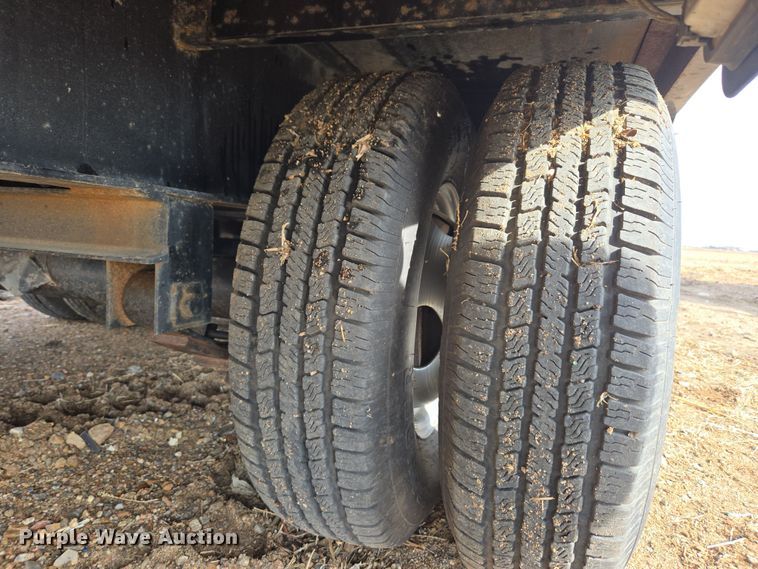 image for item DT7096 2018 Diamond T 10232DTF equipment trailer