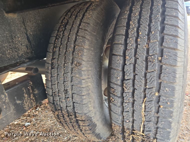 image for item DT7096 2018 Diamond T 10232DTF equipment trailer