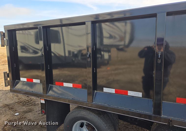 image for item DT7097 2022 Kaufman dump trailer