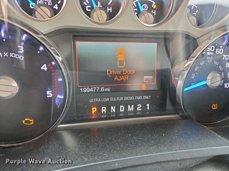 image for item DT7101 2012 Ford F350 Super Duty Crew Cab pickup truck