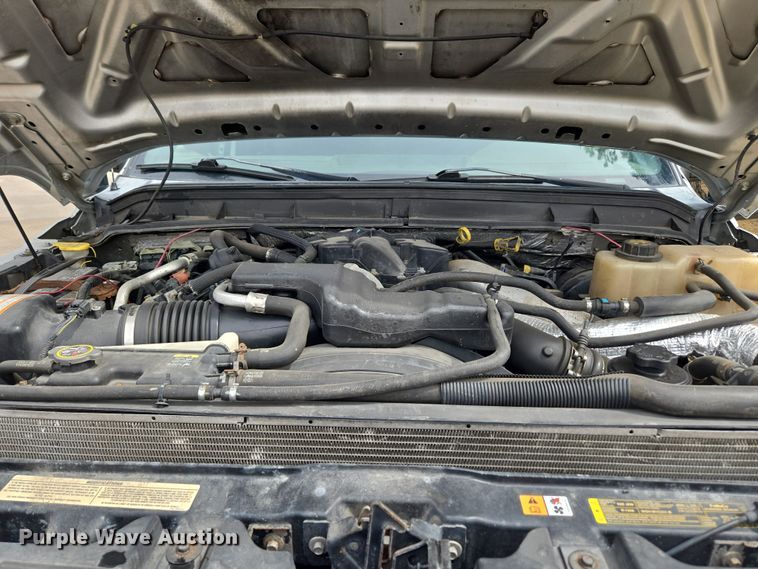 image for item DT7101 2012 Ford F350 Super Duty Crew Cab pickup truck