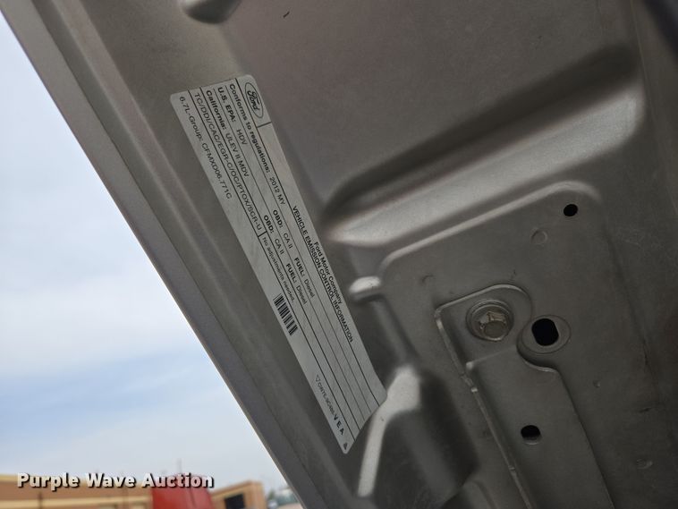 image for item DT7101 2012 Ford F350 Super Duty Crew Cab pickup truck