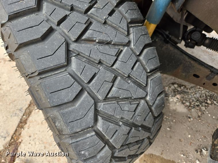 image for item DT7101 2012 Ford F350 Super Duty Crew Cab pickup truck