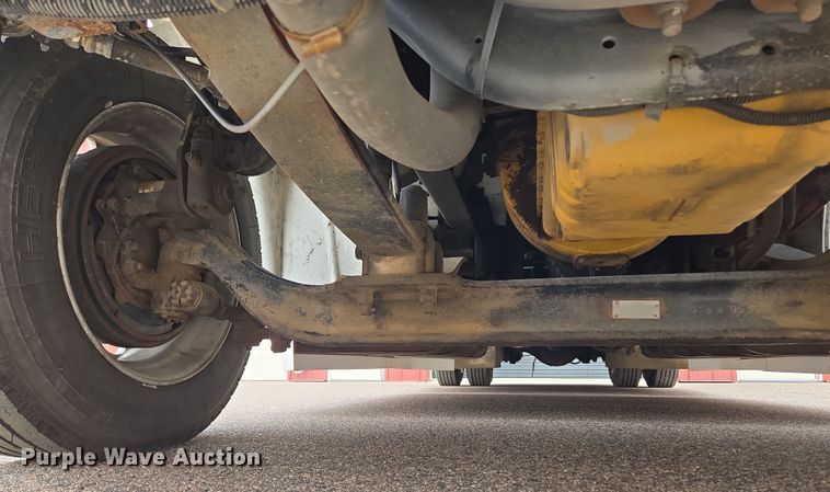 image for item DT7103 2007 Freightliner Business Class M2 Crew Cab flatbed truck