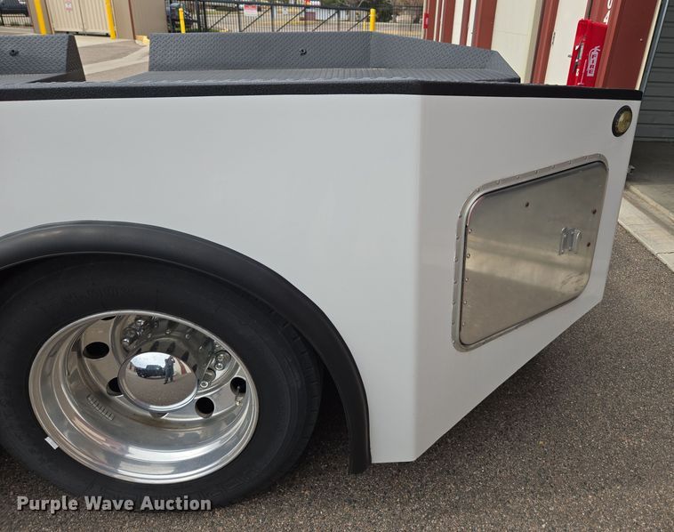 image for item DT7103 2007 Freightliner Business Class M2 Crew Cab flatbed truck