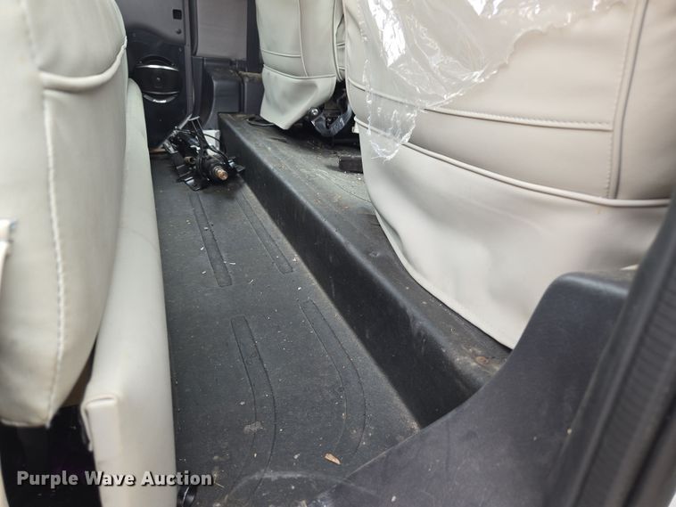 image for item DT7103 2007 Freightliner Business Class M2 Crew Cab flatbed truck