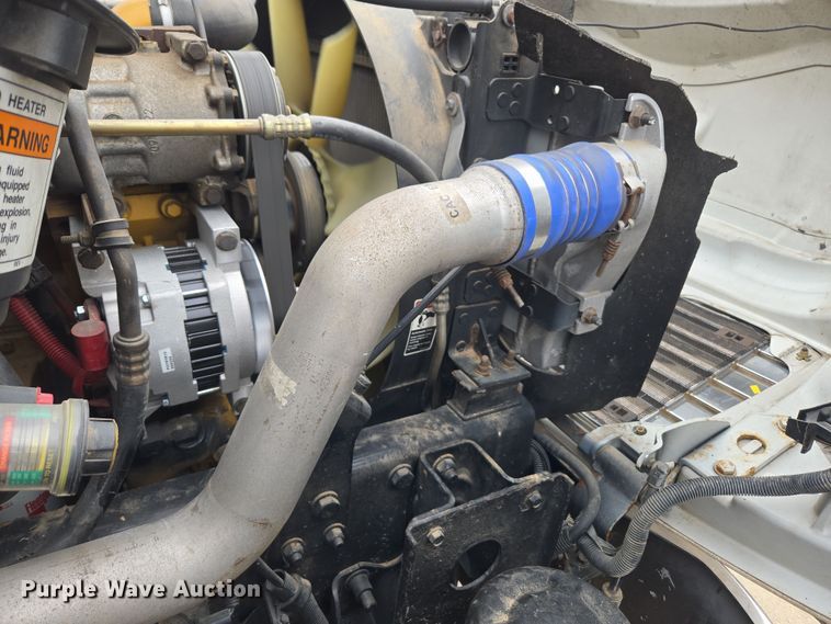 image for item DT7103 2007 Freightliner Business Class M2 Crew Cab flatbed truck