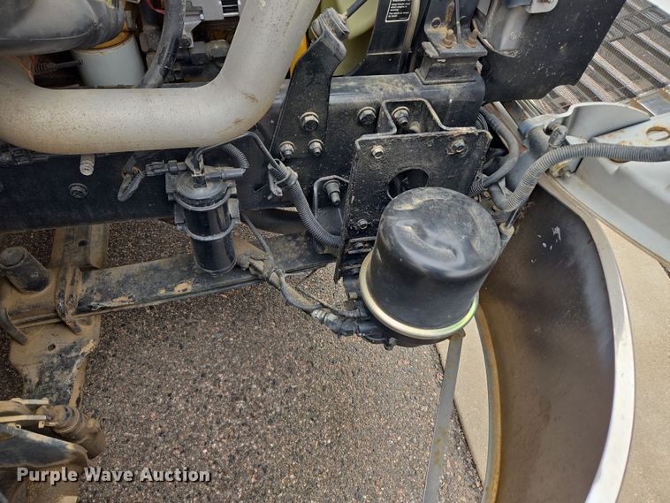 image for item DT7103 2007 Freightliner Business Class M2 Crew Cab flatbed truck