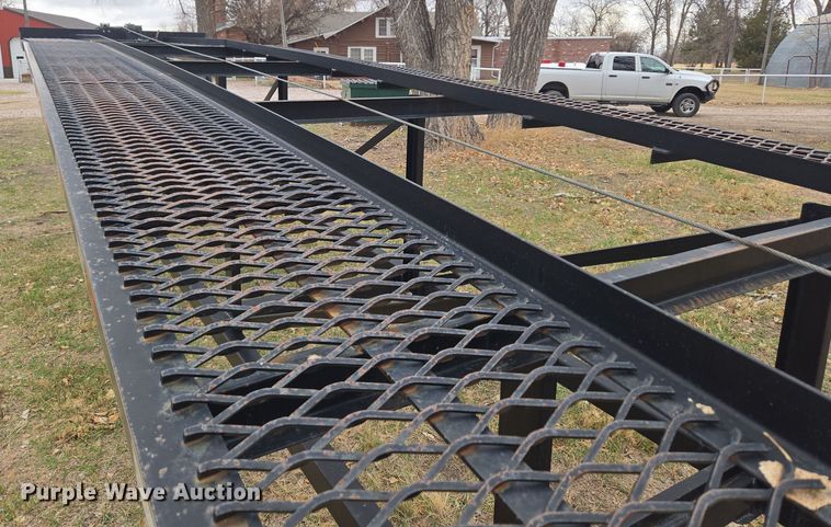 image for item DT7106 2019 Kaufman car carrier