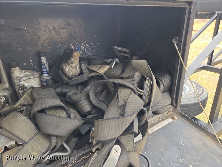 image for item DT7106 2019 Kaufman car carrier