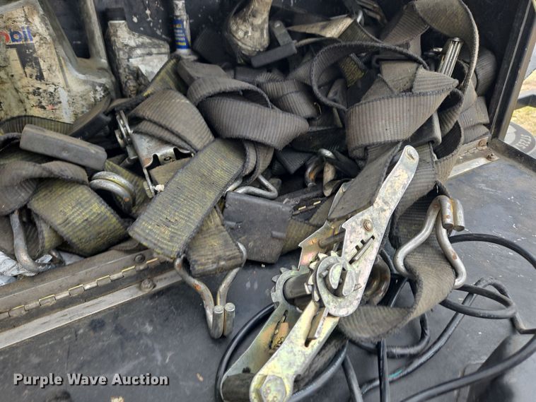 image for item DT7106 2019 Kaufman car carrier