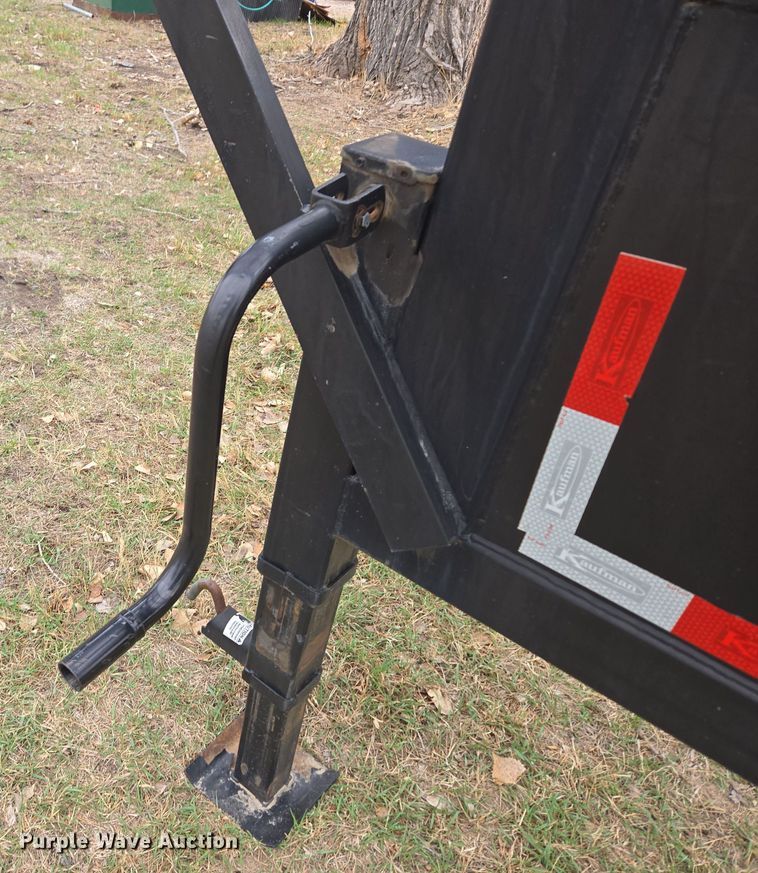 image for item DT7106 2019 Kaufman car carrier