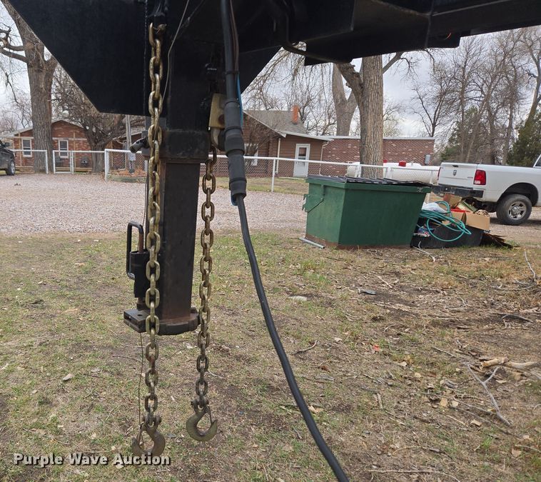 image for item DT7106 2019 Kaufman car carrier