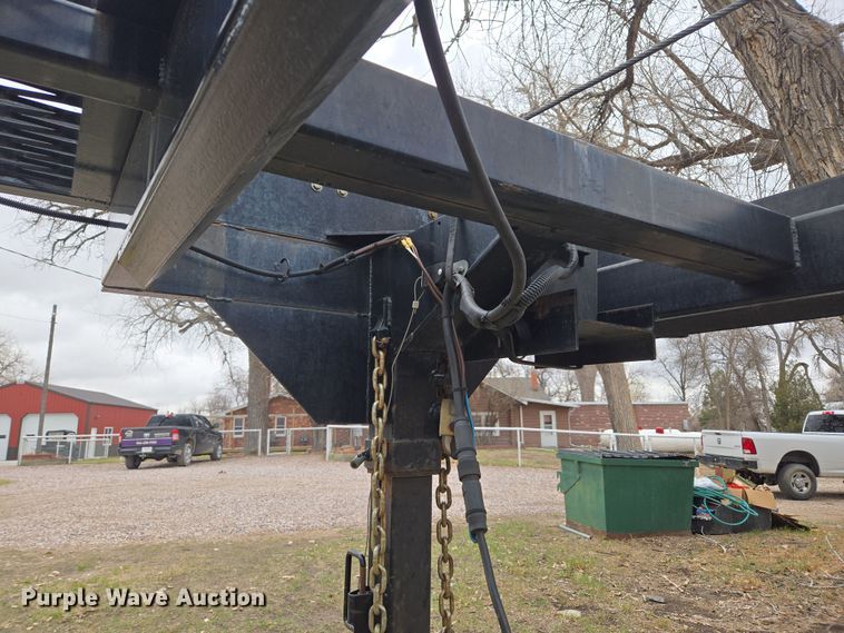 image for item DT7106 2019 Kaufman car carrier