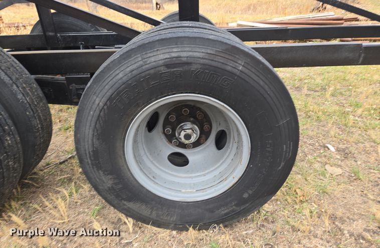 image for item DT7106 2019 Kaufman car carrier