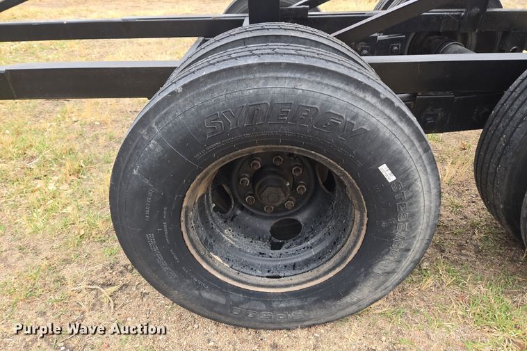 image for item DT7106 2019 Kaufman car carrier