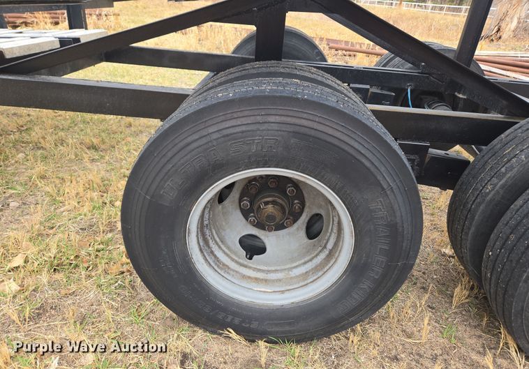 image for item DT7106 2019 Kaufman car carrier