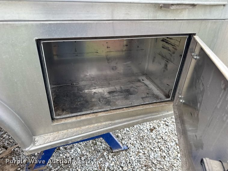 image for item DU3443 CM ALSK-03946034SD flatbed pickup truck bed