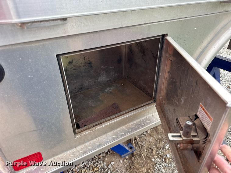 image for item DU3443 CM ALSK-03946034SD flatbed pickup truck bed