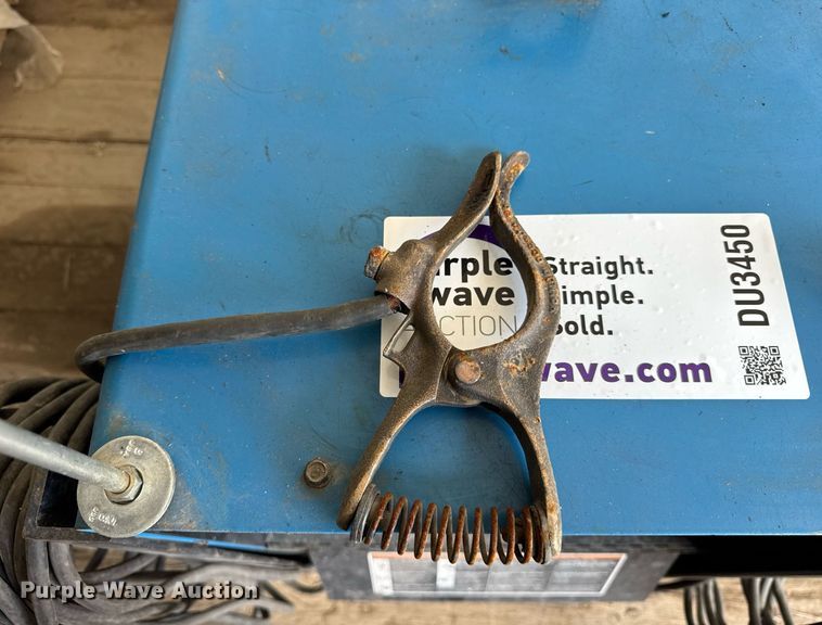 image for item DU3450 Miller Dialarc 250 welder