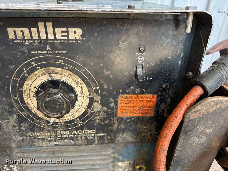 image for item DU3451 Miller Dialarc 250 welder