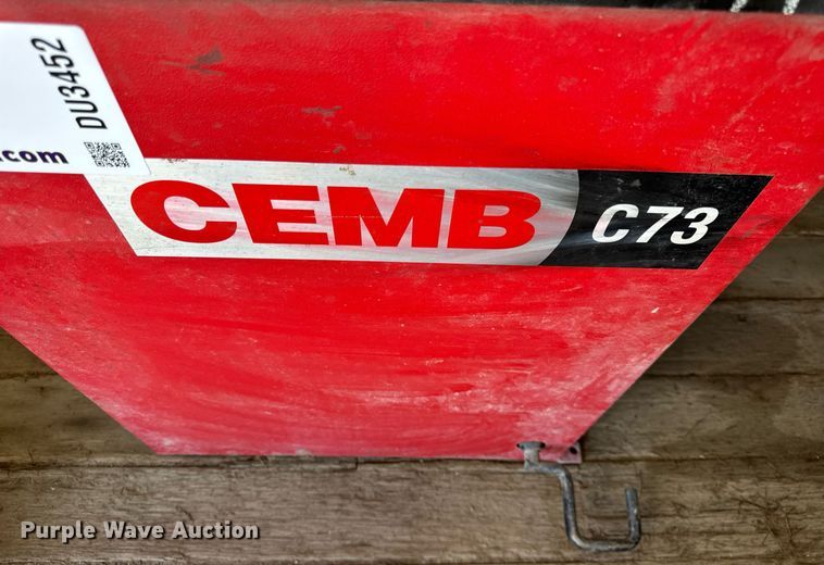 image for item DU3452 CEMB C73-L tire balancer