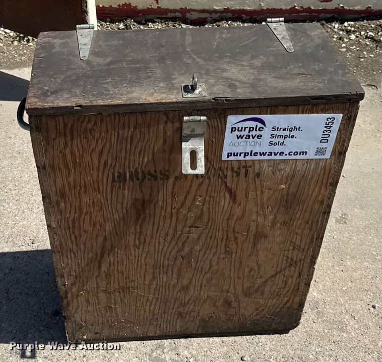 image for item DU3453 Milwaukee electromagnetic drill press