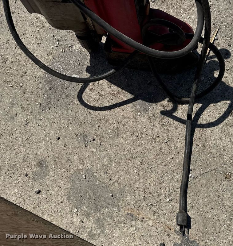 image for item DU3453 Milwaukee electromagnetic drill press