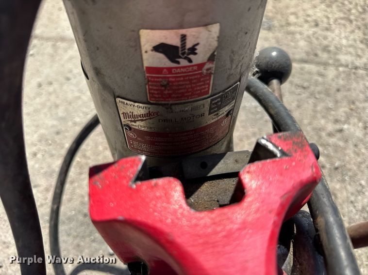 image for item DU3453 Milwaukee electromagnetic drill press