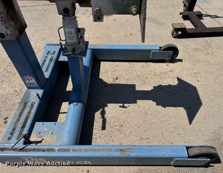 image for item DU3458 OTC engine stand