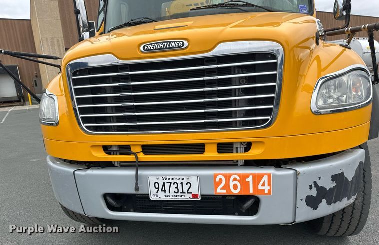 image for item DV0749 2016 Freightliner  M2 refuse truck