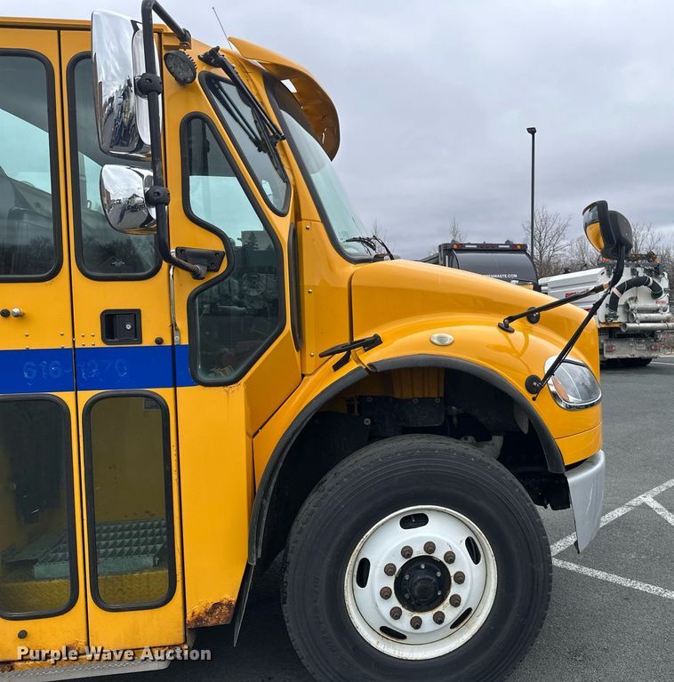 image for item DV0749 2016 Freightliner  M2 refuse truck