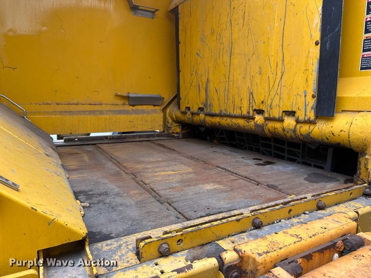 image for item DV0749 2016 Freightliner  M2 refuse truck