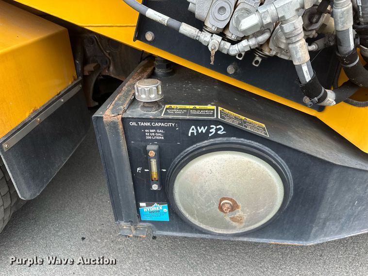 image for item DV0749 2016 Freightliner  M2 refuse truck