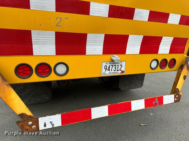 image for item DV0749 2016 Freightliner  M2 refuse truck